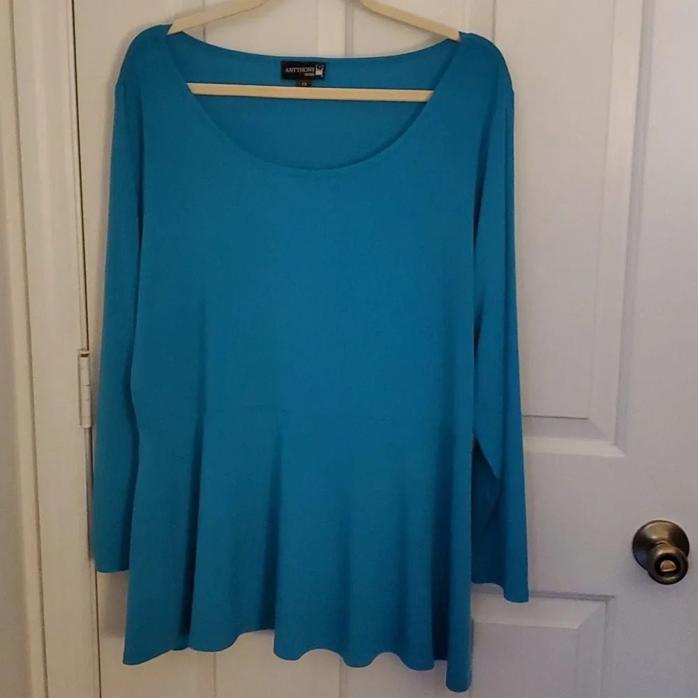 Antthony Orginal Long Sleeve Womens Top